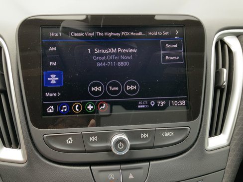 Used 2023 Chevrolet Malibu LT image 34
