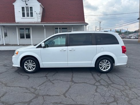 Used 2019 Dodge Grand Caravan SXT image 4