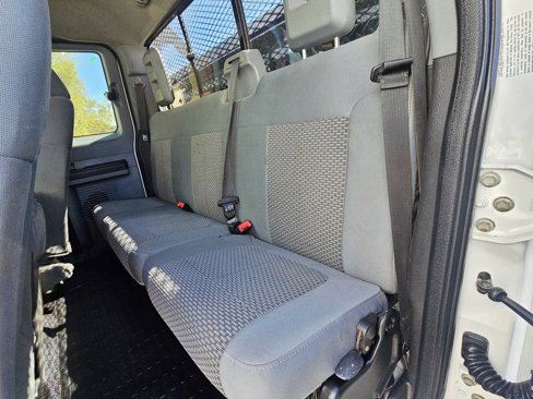 Used 2014 Ford F550 4x4 SuperCab Super Duty image 19