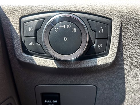 Used 2019 Ford F150 XLT image 12