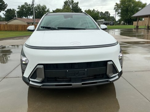 Used 2024 Hyundai Kona Limited image 8
