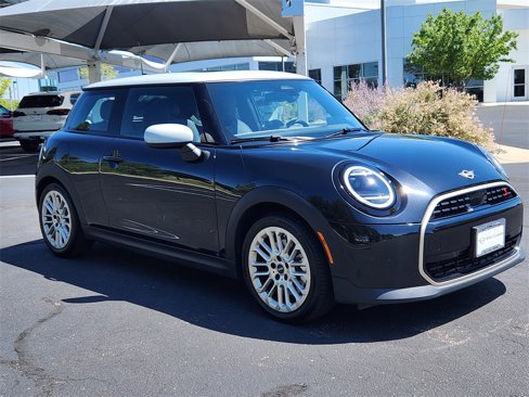 Used 2025 MINI Cooper S image 4