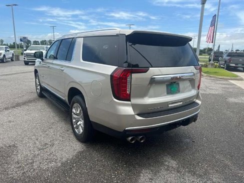 Used 2023 GMC Yukon XL Denali w/ LPO, Floor Liner Package image 5