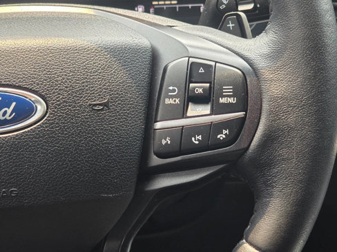 Used 2020 Ford Explorer XLT image 14