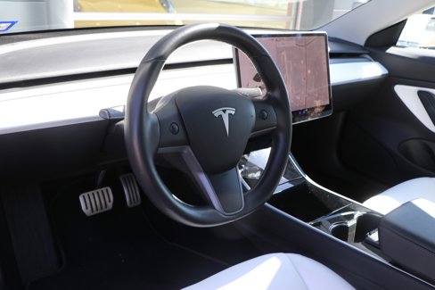 Used 2019 Tesla Model 3 Long Range image 14