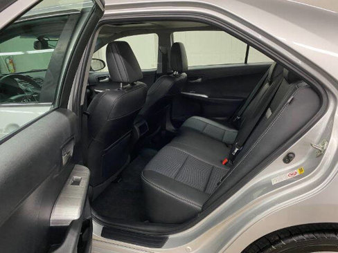 Used 2013 Toyota Camry XLE image 17