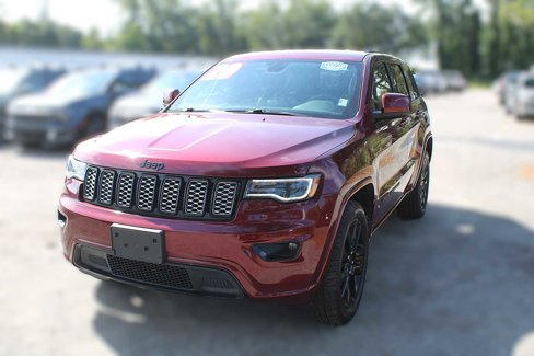 Used 2020 Jeep Grand Cherokee Altitude image 17