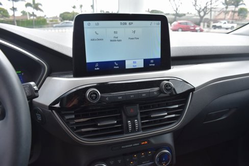 Used 2022 Ford Escape SEL w/ Technology Package image 15