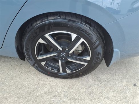 Used 2024 Nissan Sentra SV image 16