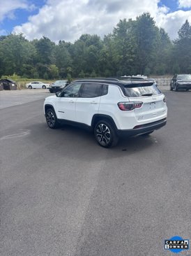 Used 2023 Jeep Compass Limited w/ Sun and Sound Group image 7
