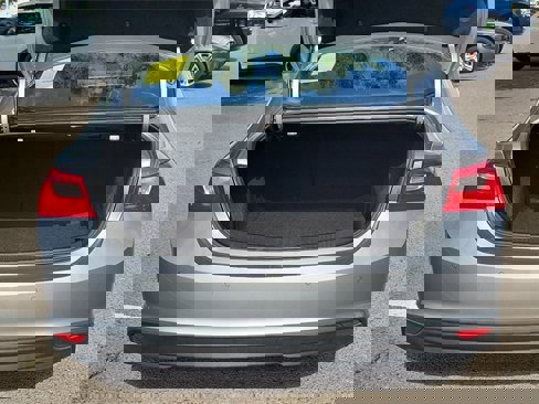 Used 2024 Chevrolet Malibu LT image 11