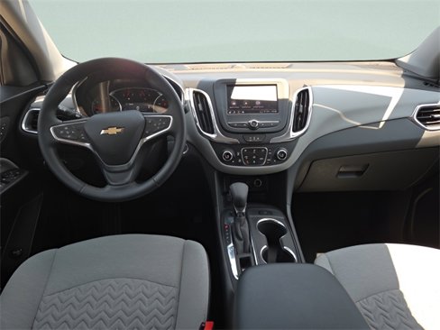 Used 2023 Chevrolet Equinox LT w/ Driver Convenience Package image 14