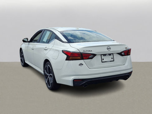 Used 2023 Nissan Altima 2.5 SR image 8