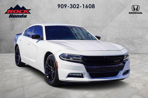 Used 2018 Dodge Charger SXT Plus w/ Blacktop Package image 3