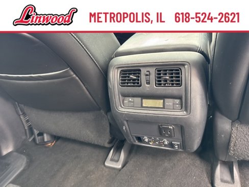 Used 2014 Nissan Pathfinder Platinum w/ Platinum Premium Package image 11