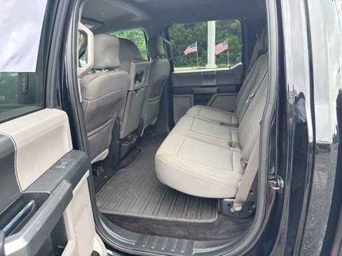 Used 2016 Ford F150 XLT w/ Equipment Group 302A Luxury image 13