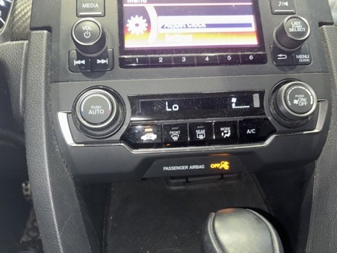 Used 2018 Honda Civic Sport image 29