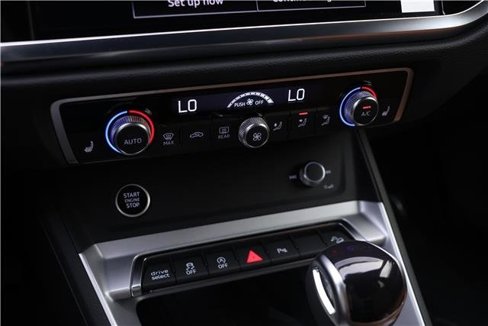 New 2025 Audi Q3 2.0T Premium image 9