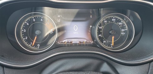 Used 2019 Jeep Cherokee Limited w/ Technology Group image 24