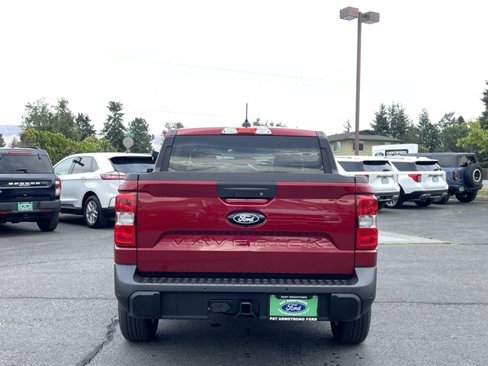 New 2025 Ford Maverick XLT w/ XLT Luxury Package image 4