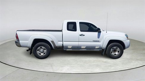 Used 2011 Toyota Tacoma PreRunner image 7