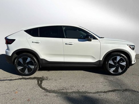 Certified 2024 Volvo C40 Recharge Core w/ Climate Package image 8