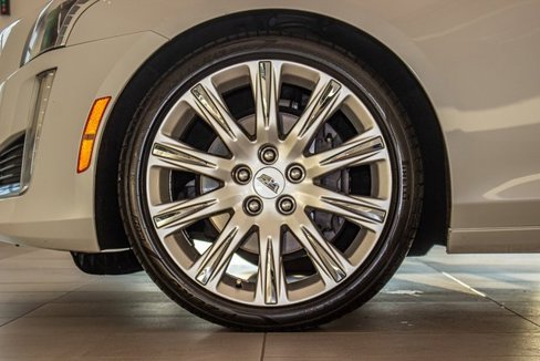 Used 2019 Cadillac CTS Luxury image 9