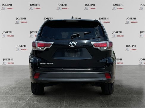 Used 2016 Toyota Highlander XLE image 7