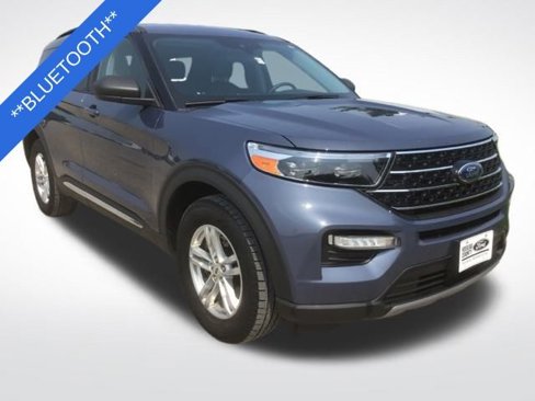 Used 2021 Ford Explorer XLT w/ Equipment Group 202A image 3