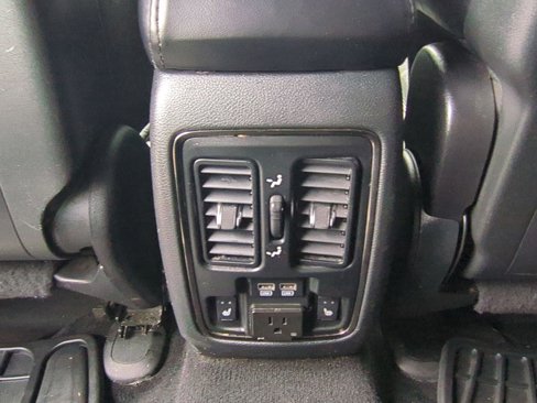 Used 2019 Dodge Durango GT image 29