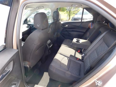 Used 2019 Chevrolet Equinox LT image 11