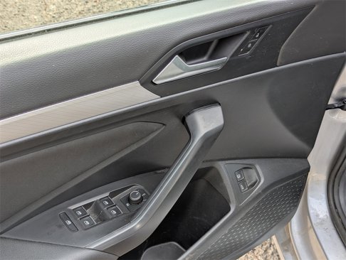 Certified 2021 Volkswagen Jetta SE w/ SE Cold Weather Package image 11