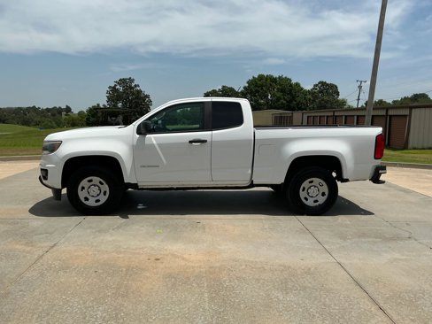 Used 2018 Chevrolet Colorado W/T image 2