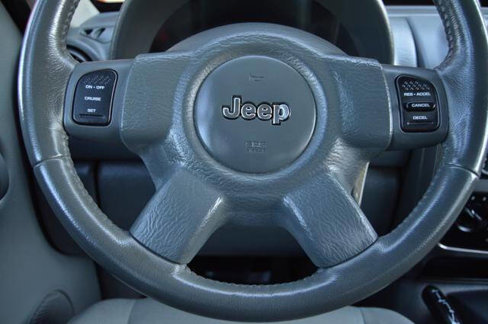 Used 2005 Jeep Liberty Renegade image 17