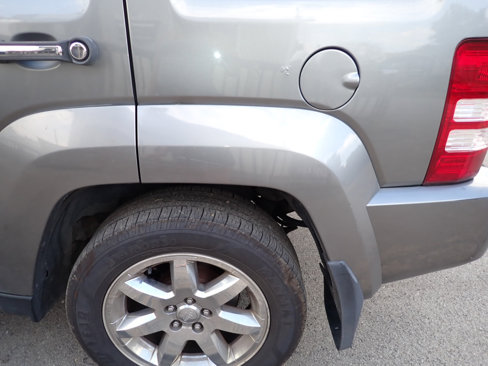 Used 2012 Jeep Liberty Sport image 18