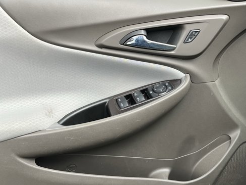 Used 2022 Chevrolet Malibu LS image 11