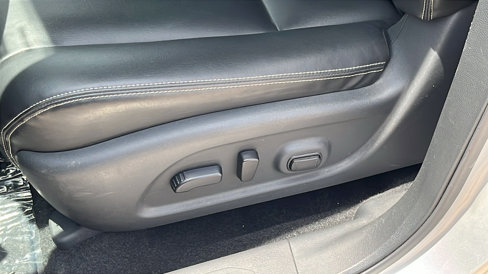 Used 2023 Nissan Murano SV image 11
