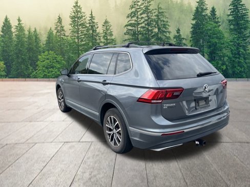 Used 2020 Volkswagen Tiguan SE image 8