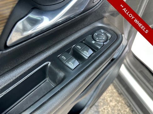 Used 2020 GMC Terrain SLE w/ Driver Convenience Package image 15