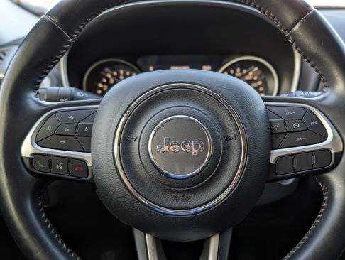 Used 2018 Jeep Compass Latitude w/ Popular Equipment Group image 21