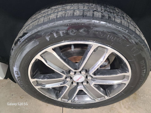 Used 2017 GMC Acadia Denali image 12