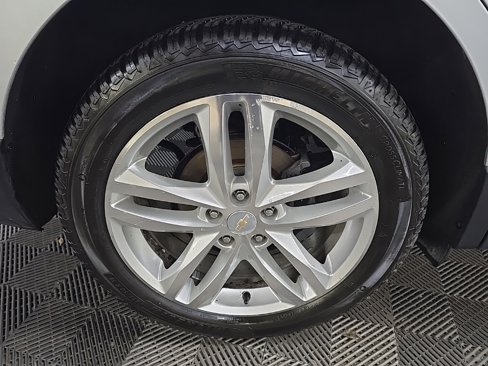 Used 2019 Chevrolet Equinox Premier image 14