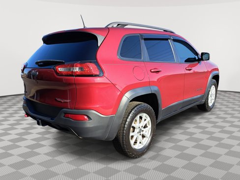 Used 2017 Jeep Cherokee Trailhawk image 6