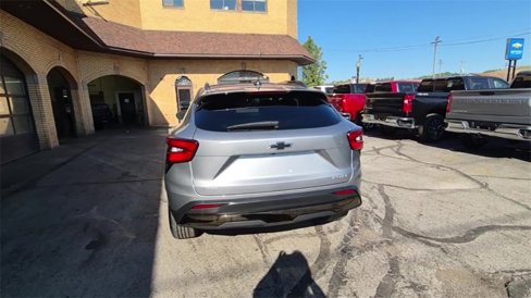 Used 2024 Chevrolet Trax ACTIV w/ Sunroof Package image 8