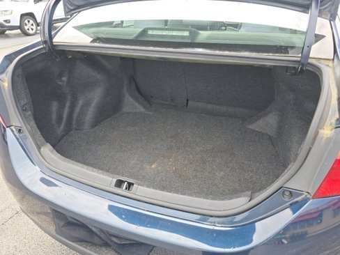 Used 2017 Toyota Corolla L image 11