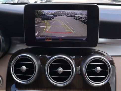 Used 2019 Mercedes-Benz GLC 300 image 16