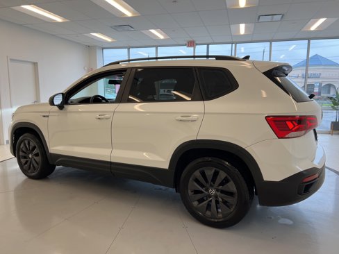 Used 2022 Volkswagen Taos S image 51