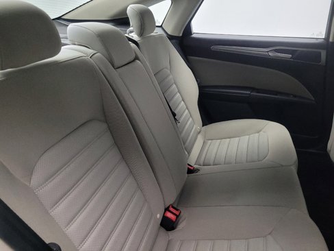 Used 2018 Ford Fusion S image 18