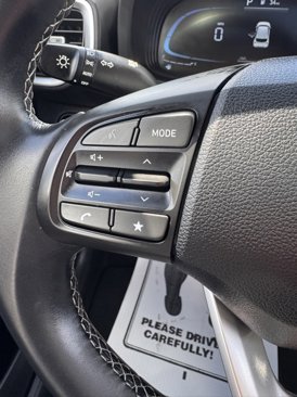 Used 2025 Hyundai Venue SEL image 26