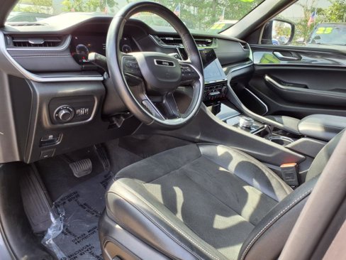 Used 2022 Jeep Grand Cherokee L Laredo image 12